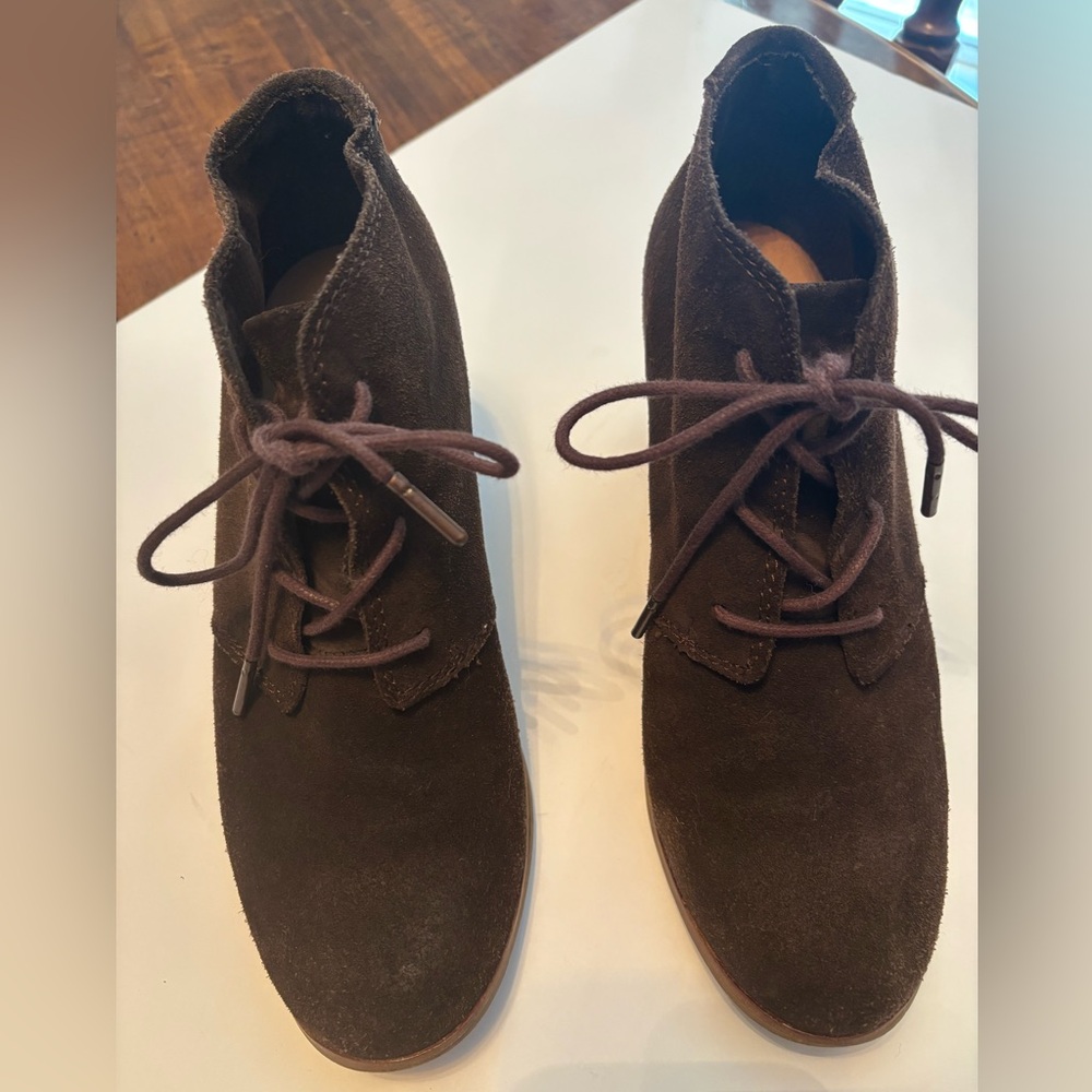 Brown suede ankle booties
